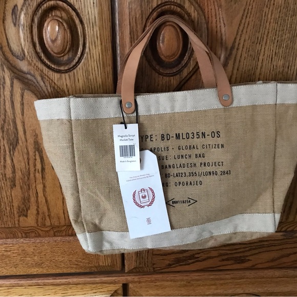 Magnolia Script Market Tote Waco Texas - Picture 2 of 3